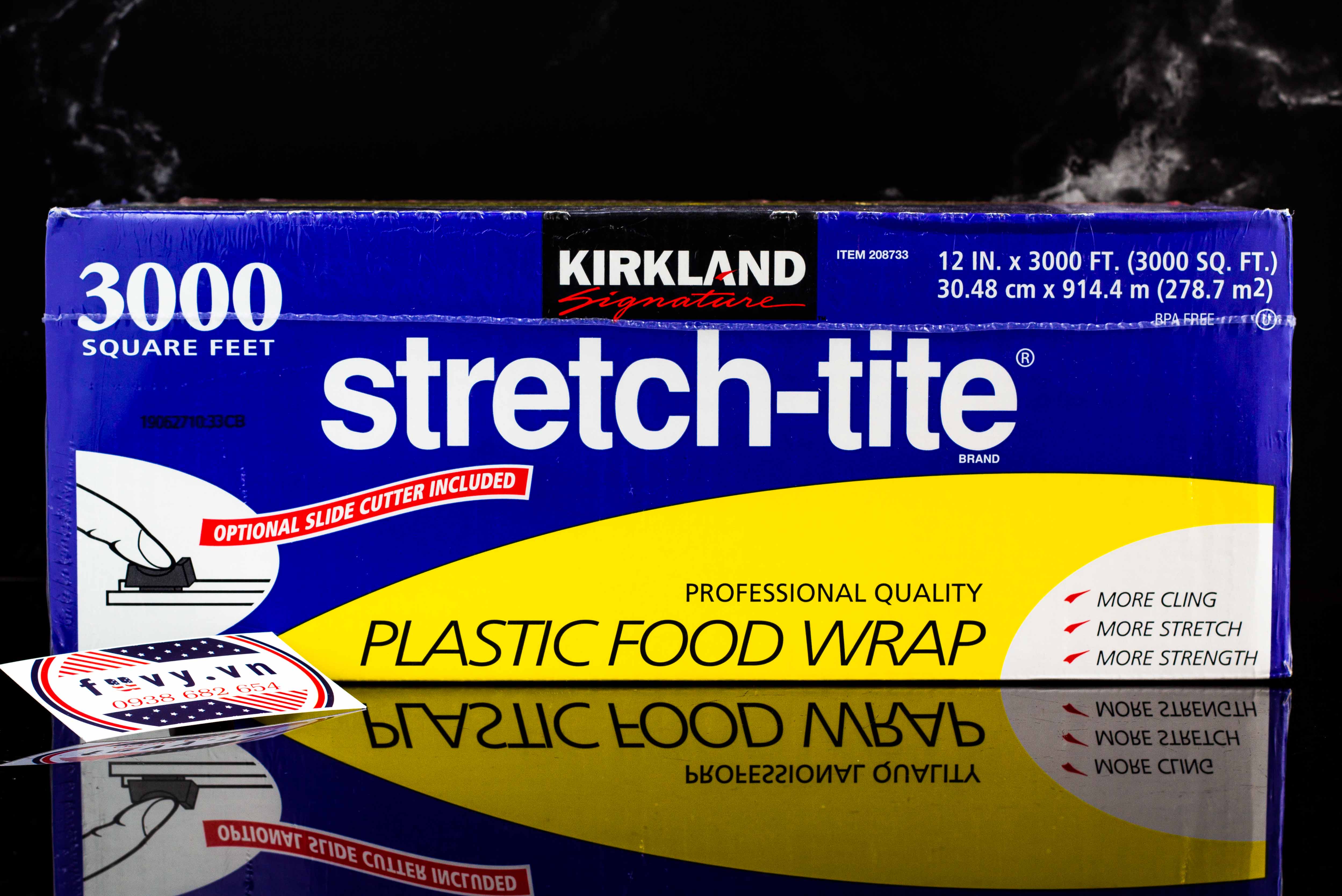 Màng bọc thực phẩm Kirkland Signature Stretch-Tite Plastic Food Wrap 12 in x 3,000 ft